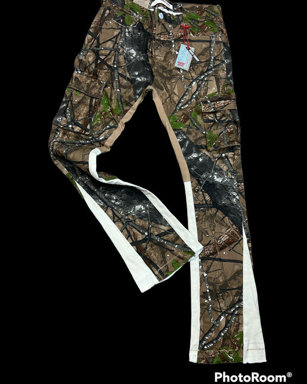 Devine Lux Multi-Color Real Tree Hunting PantDevine Lux Multi-Color Real Tree Hunting PantDeVine Lux Clothing & ApparelDevine Lux Multi-Color Real Tree Hunting Pant